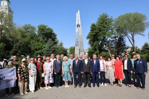 Астраханские патриоты чтят память защитников Отечества